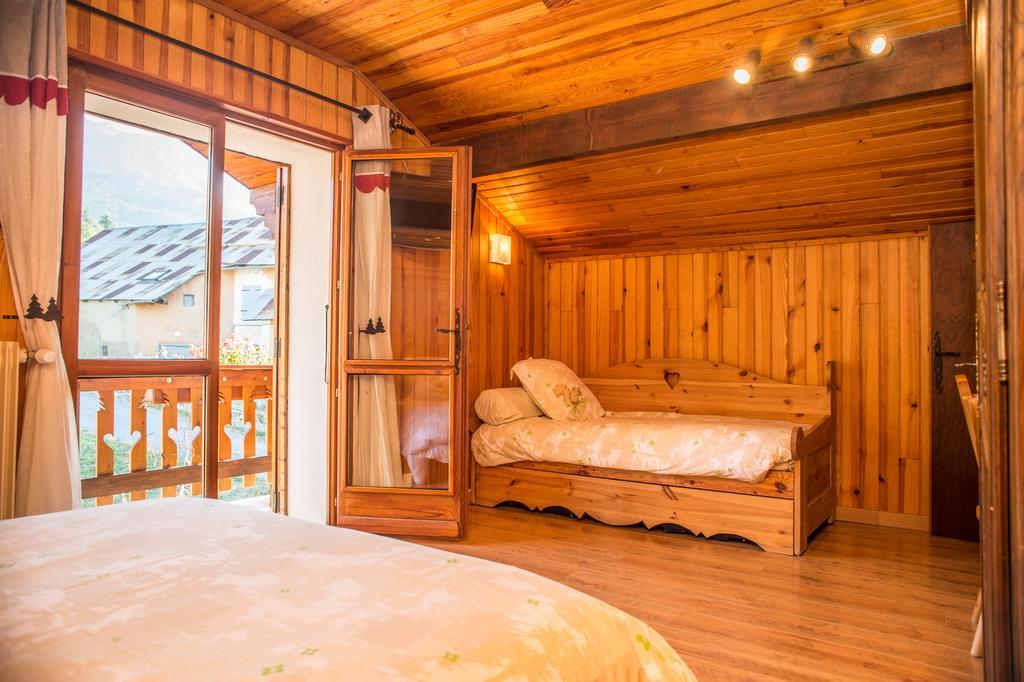 B&B Chalet La Providence Le Sauze Zimmer foto